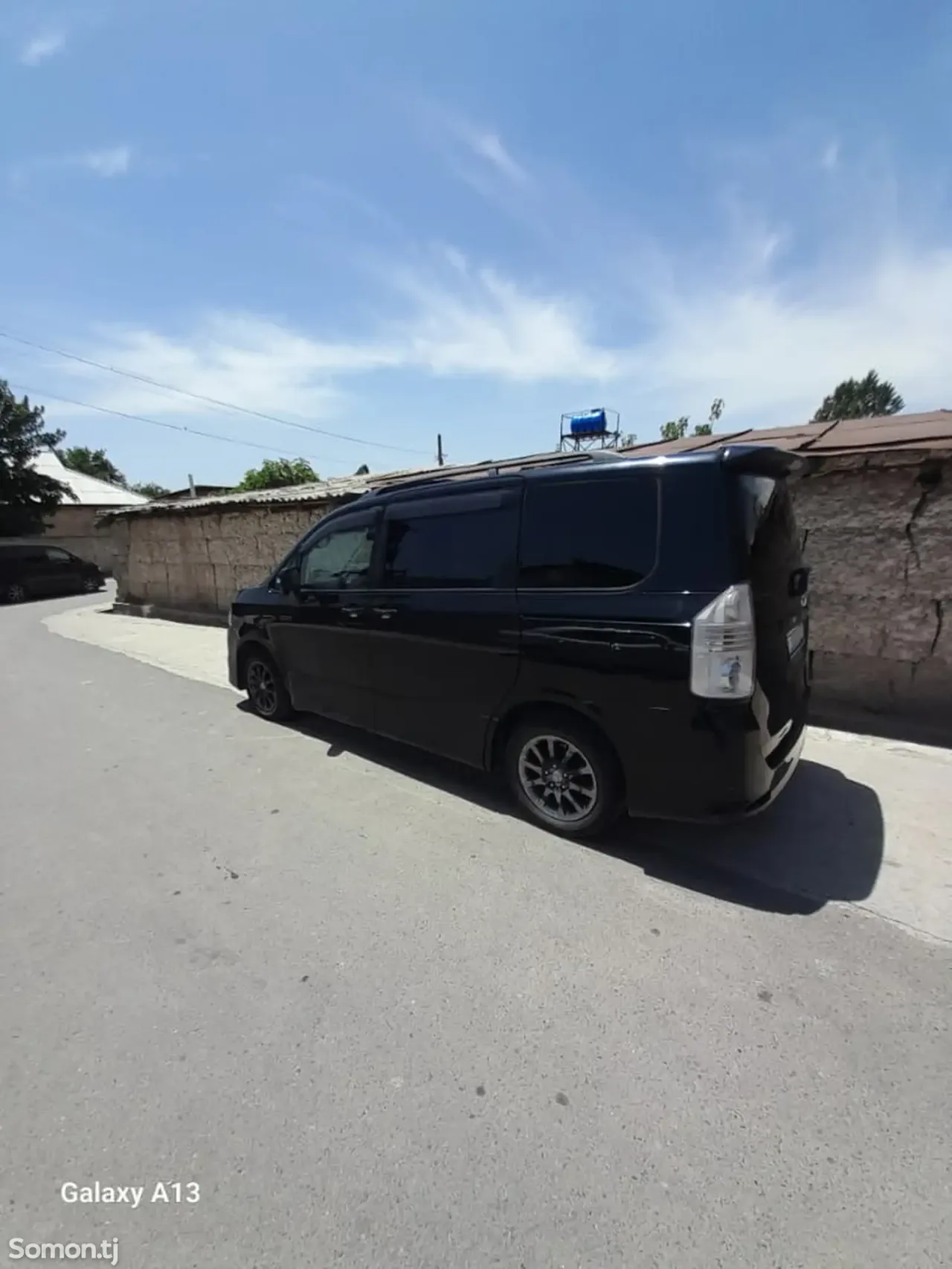 Toyota Voxy 2007 · 2.0 AT
