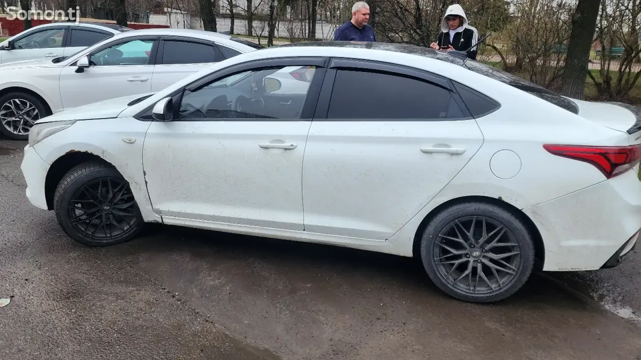 Hyundai Solaris 2019 · 1.4 AT