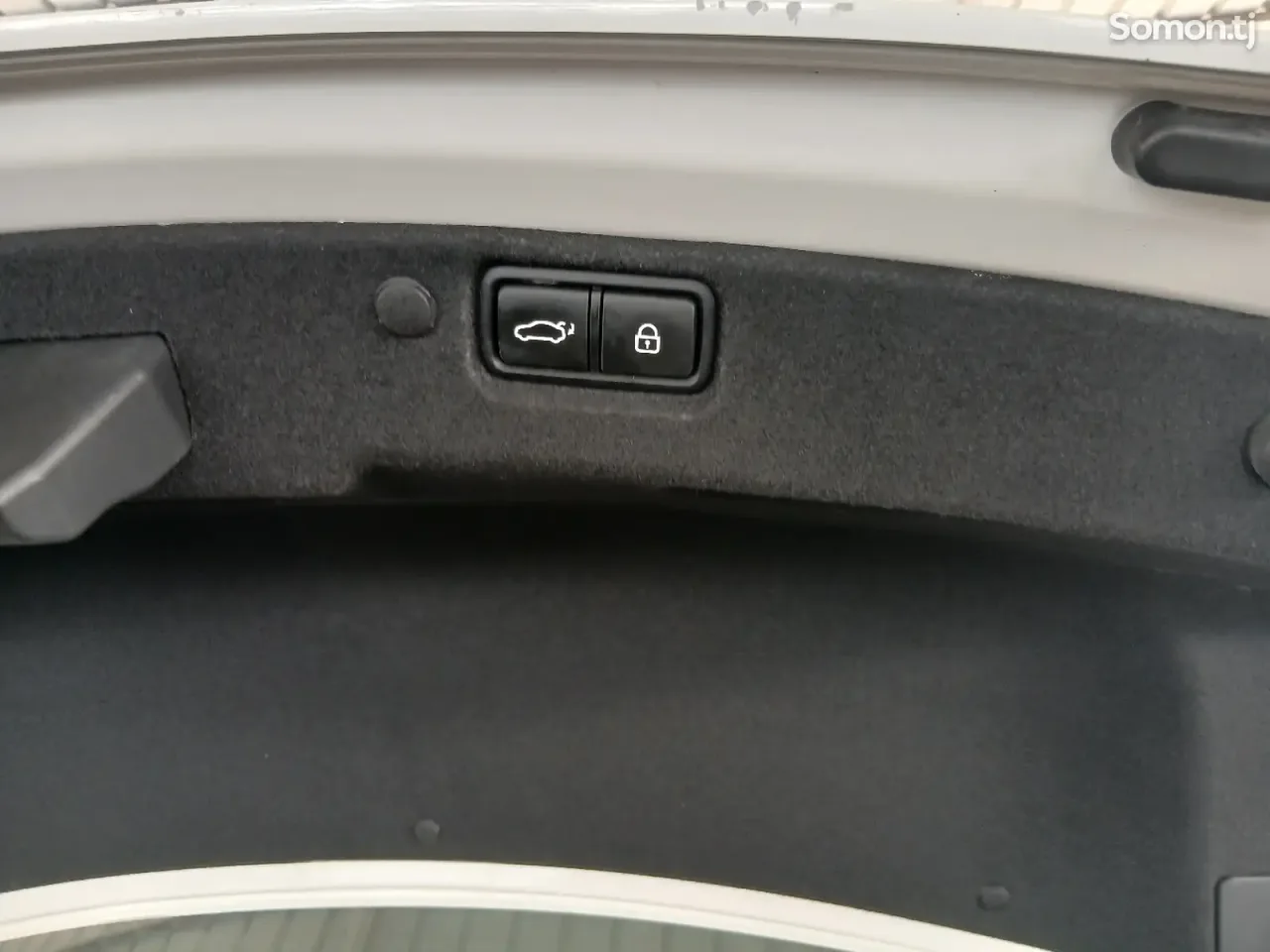 Kia K7 2016 · 3.3 AT