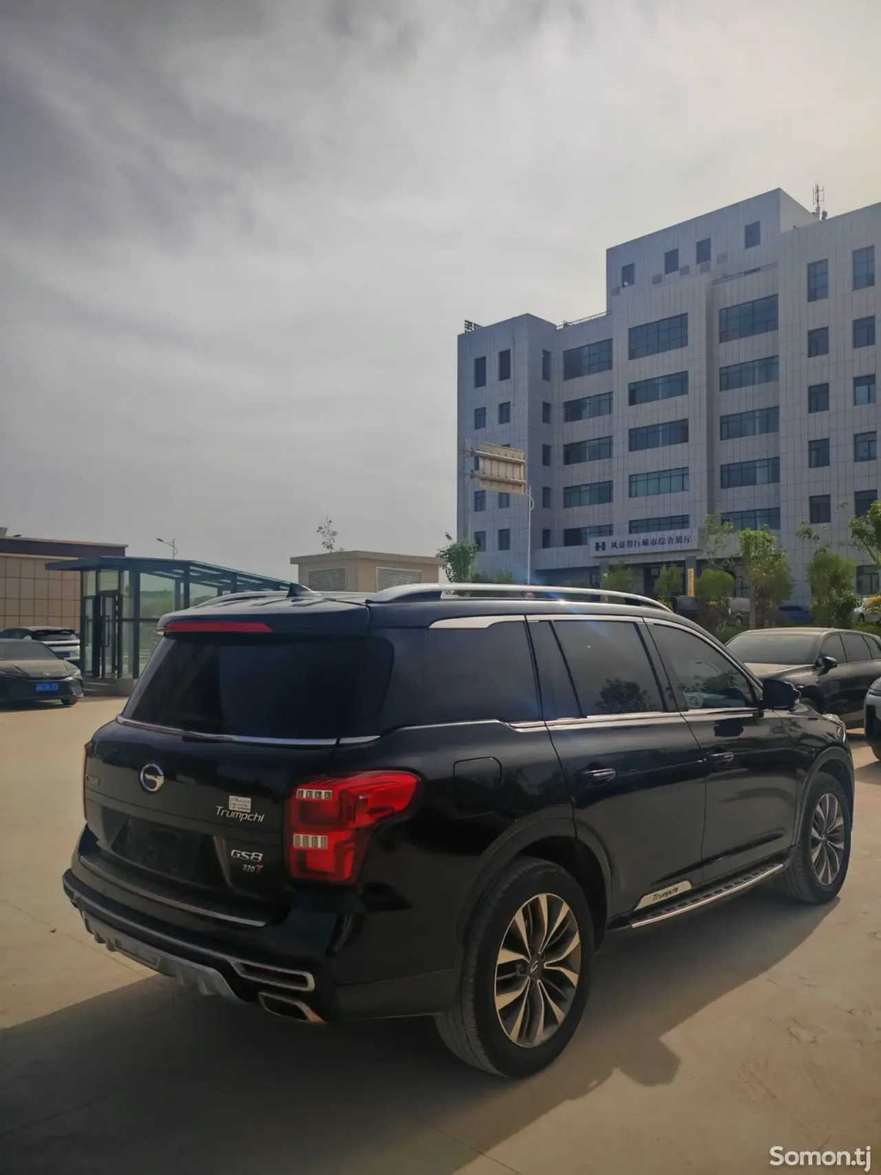 GAC Trumpchi GS8 2017 · 2.0 AT