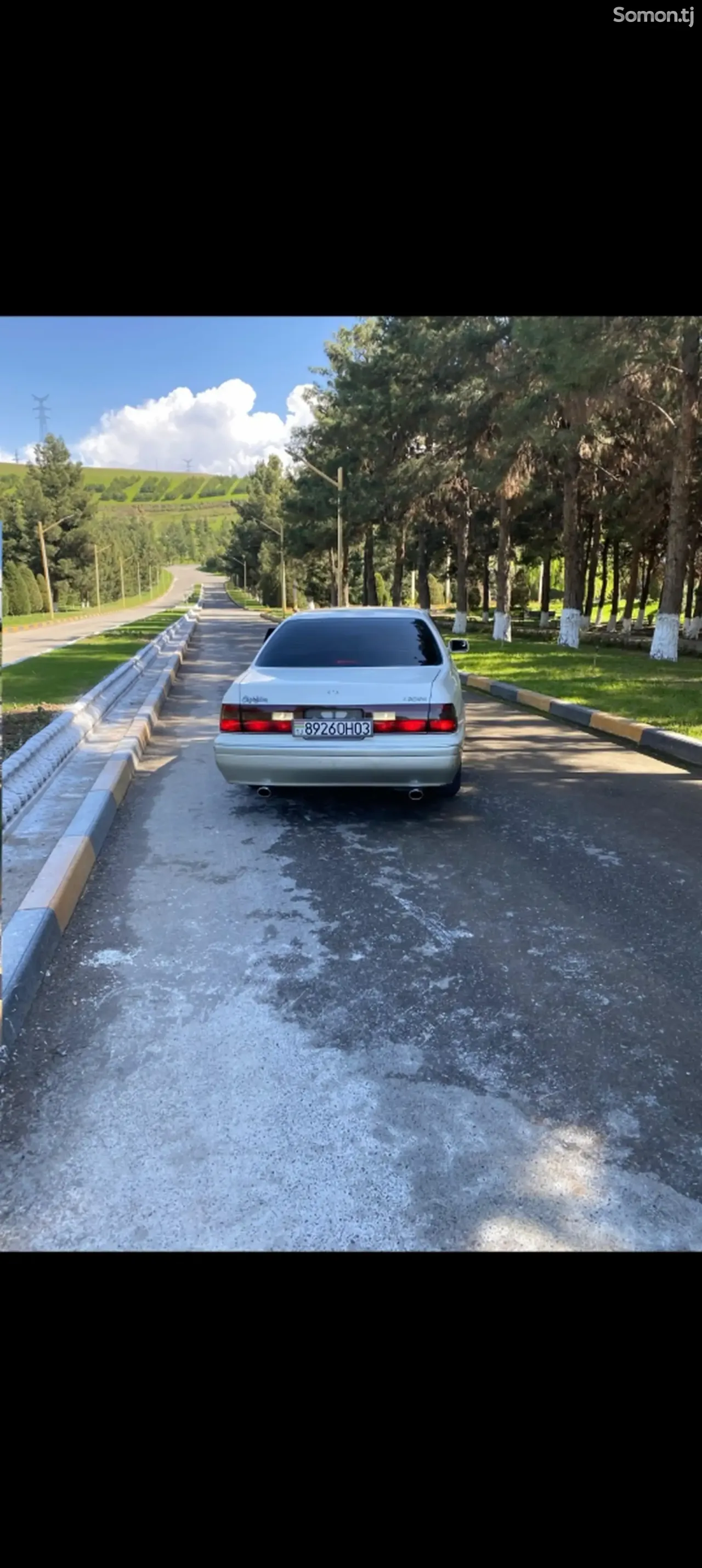 Toyota Crown 1995 · 2.5 AT