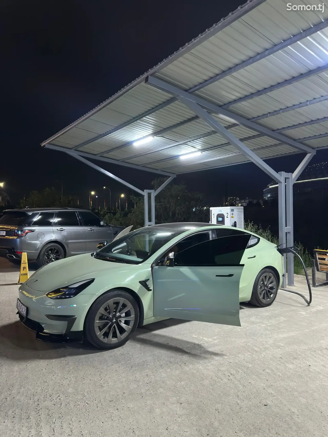 Tesla Model 3 2022 · 6.3 AT