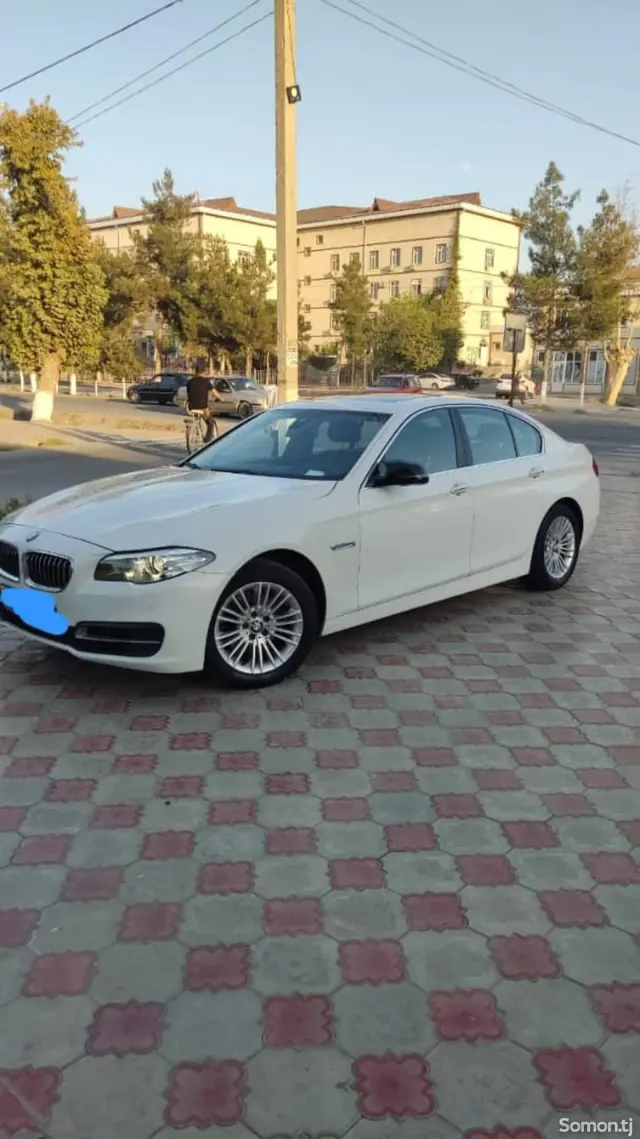 BMW 5 series 2015 · 2.0 AT
