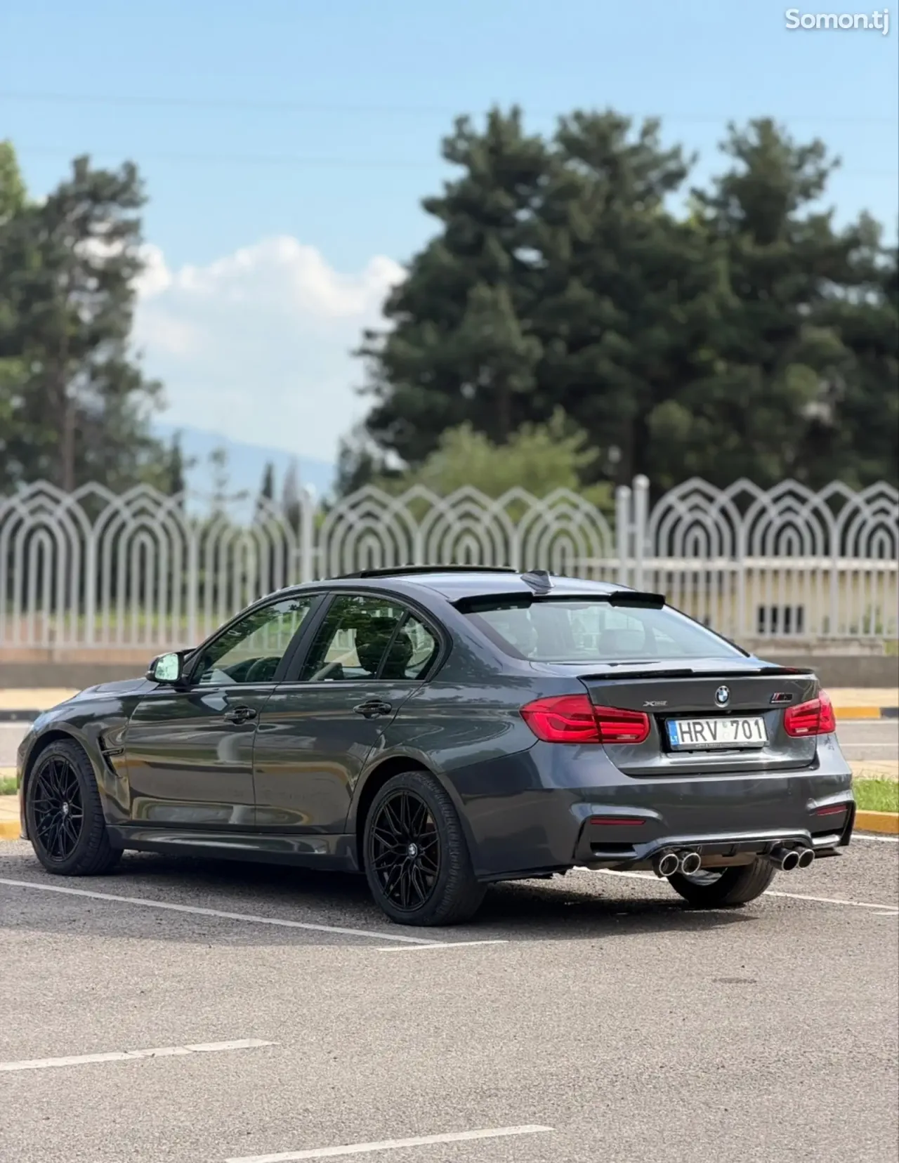 BMW 3 series 2017 · 5.2 AT