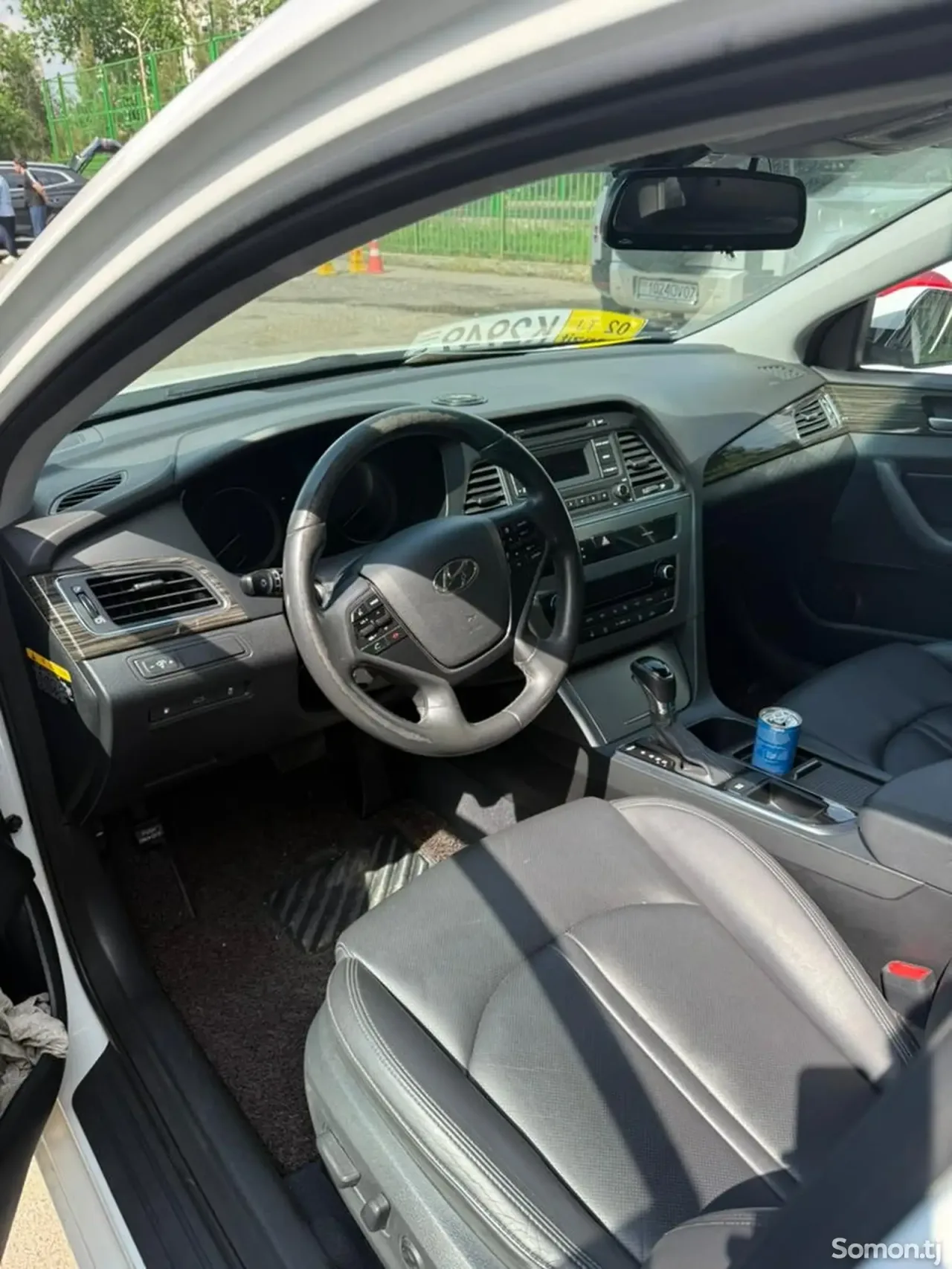 Hyundai Sonata 2015 · 2.0 AT