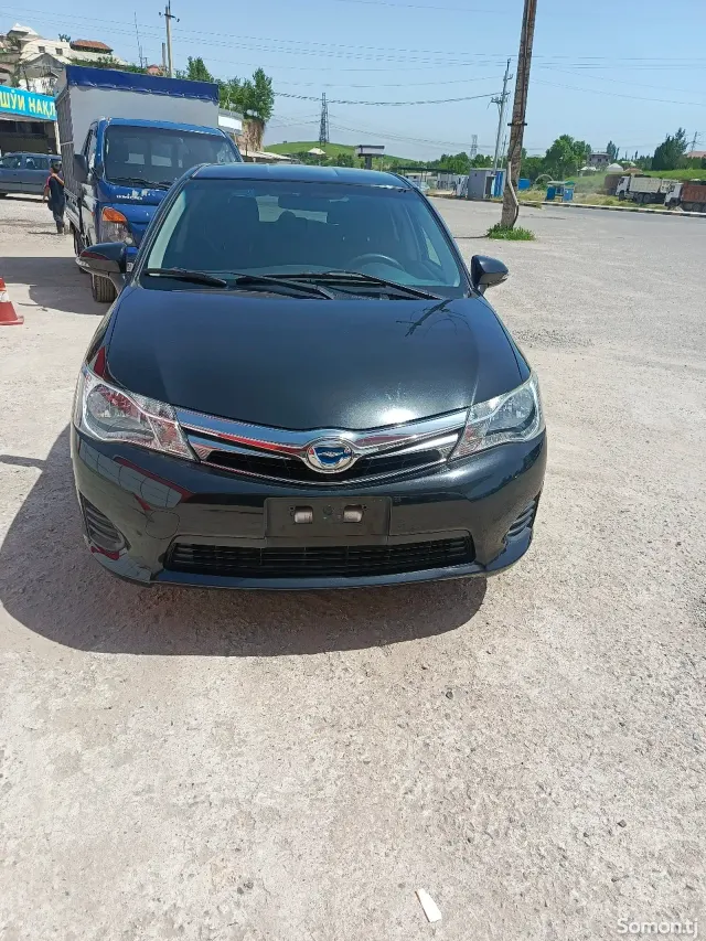 Toyota Fielder 2015 · 1.5 AT