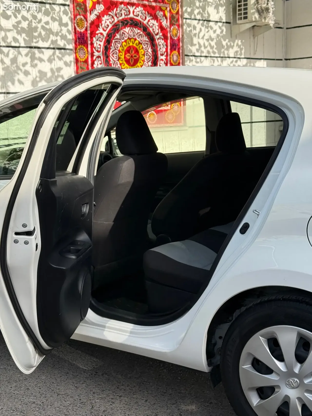 Toyota Aqua 2014 · 1.5 AT
