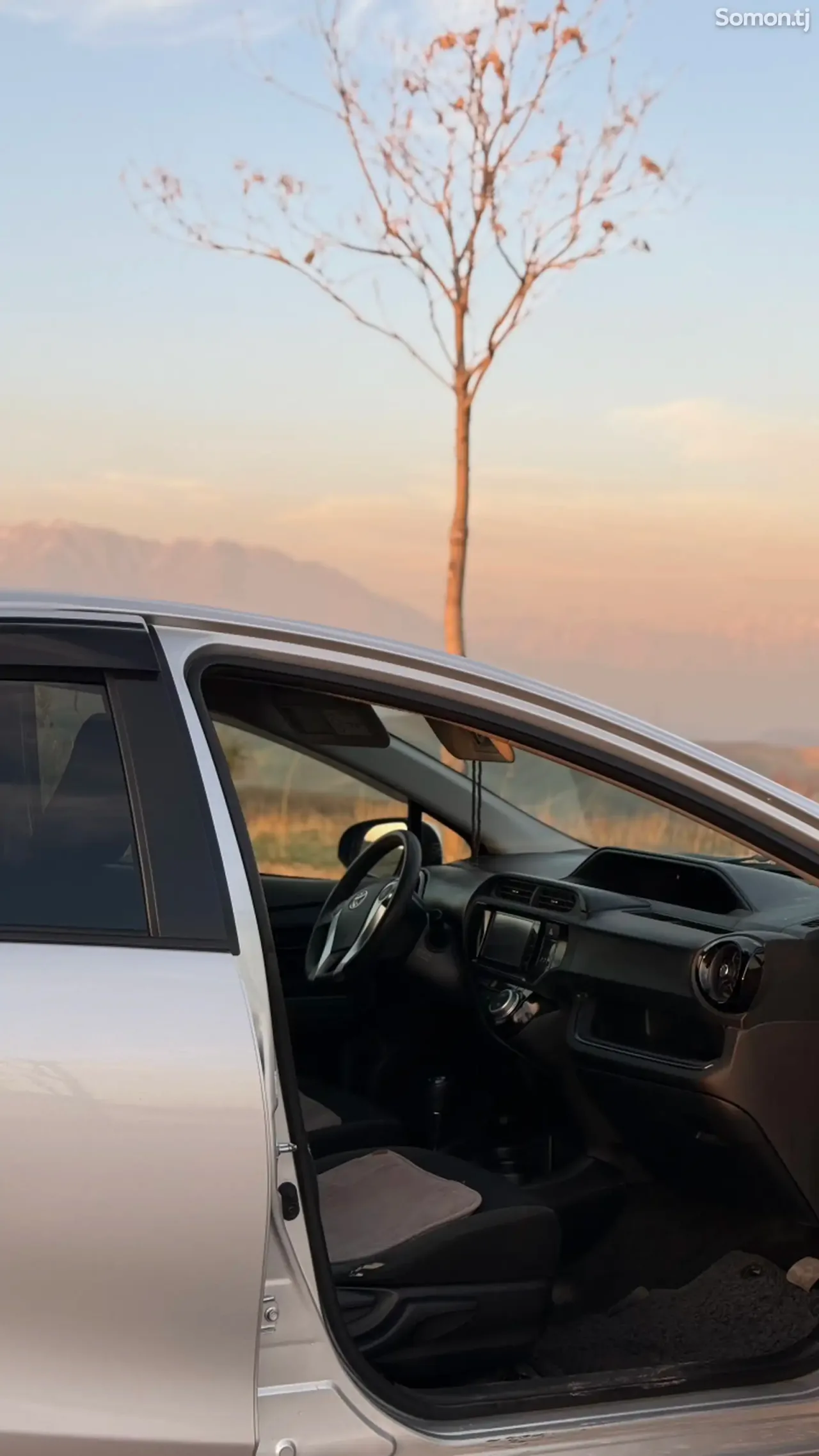 Toyota Aqua 2016 · 1.5 AT
