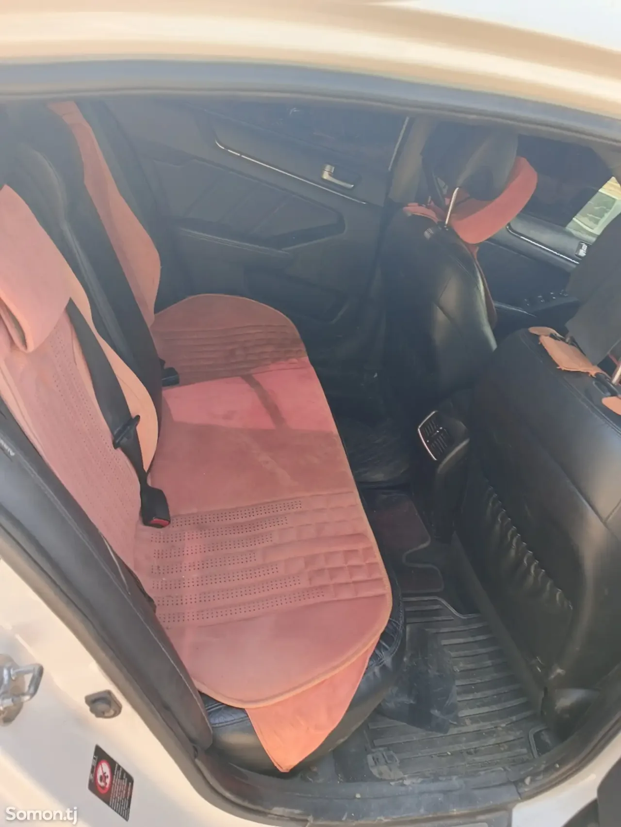 Kia K7 2012 · 2.4 AT