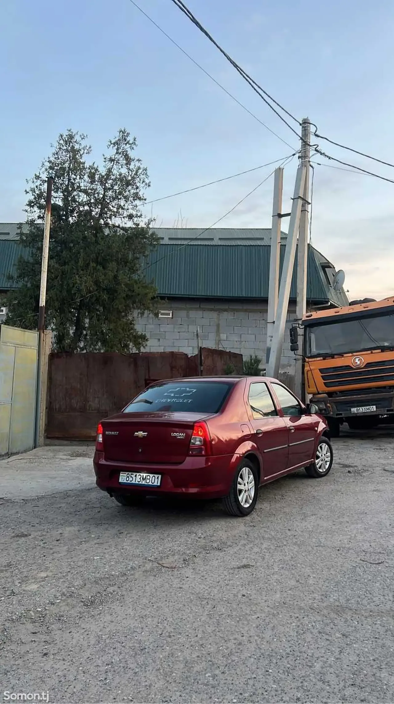 Renault Logan 2011 · 1.4 MT