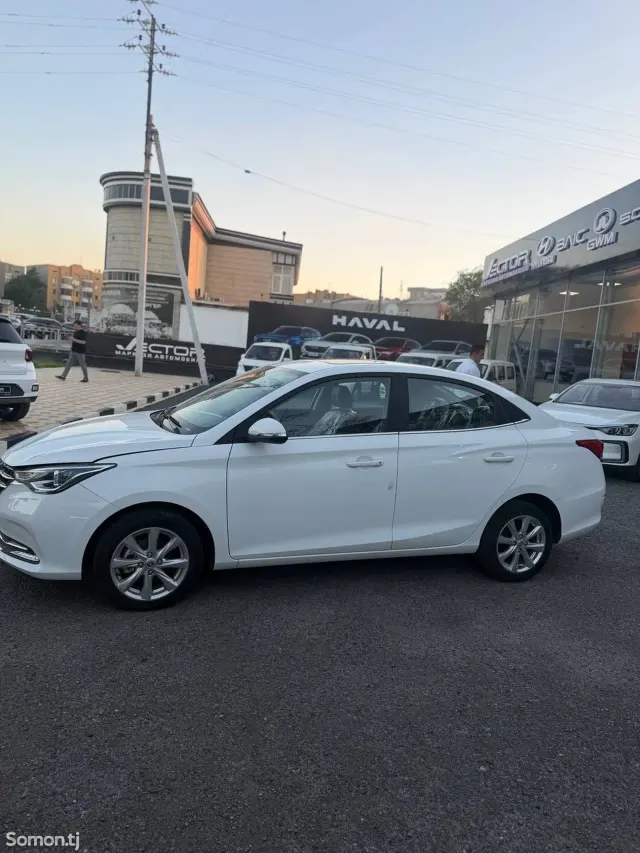 Changan Alsvin 2025 · 1.5 AT