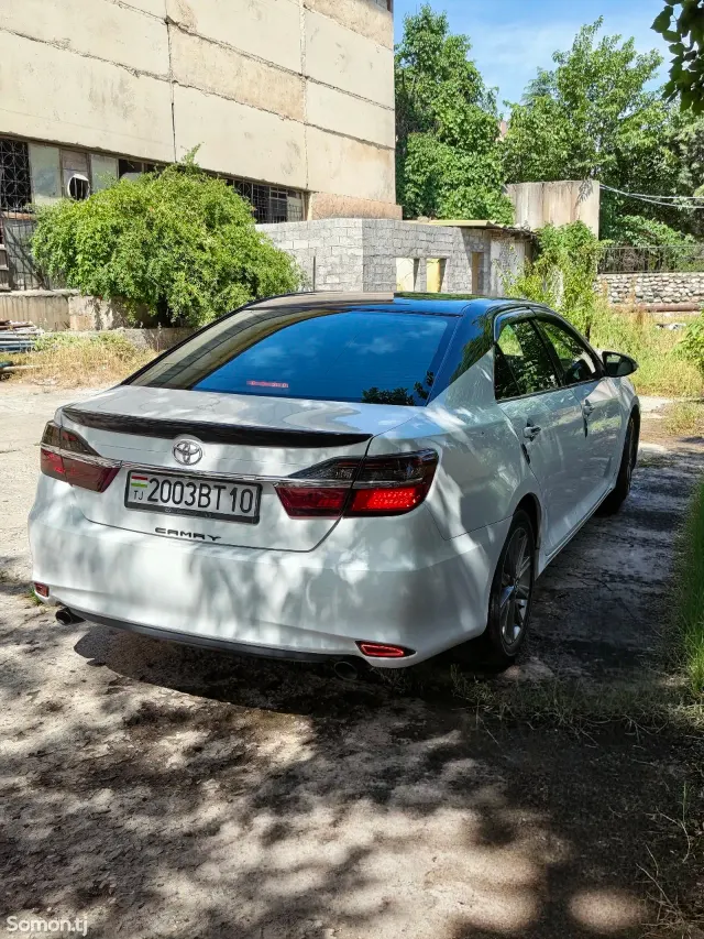 Toyota Camry 2012 · 2.5 AT