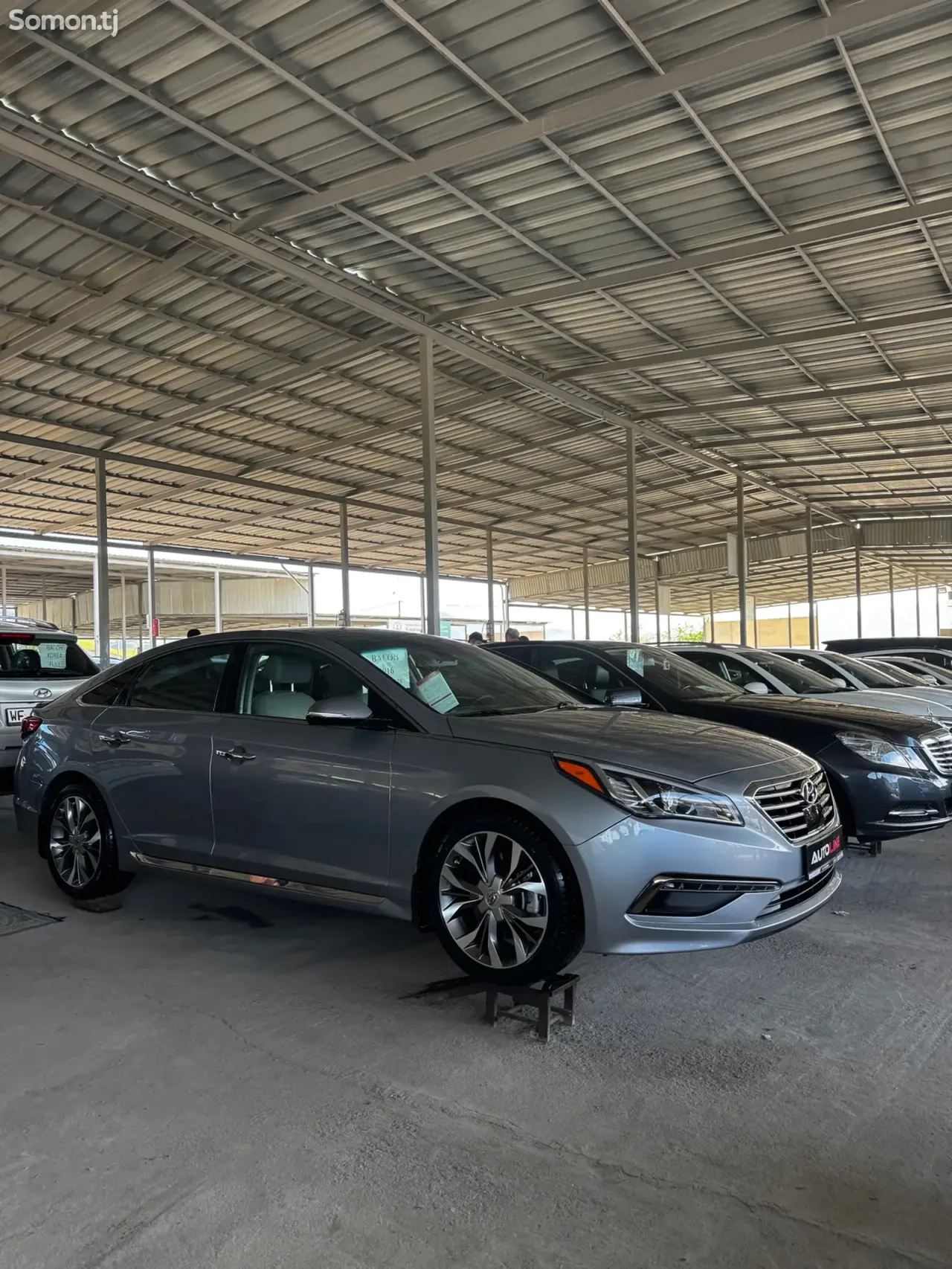 Hyundai Sonata 2015 · 2.4 AT