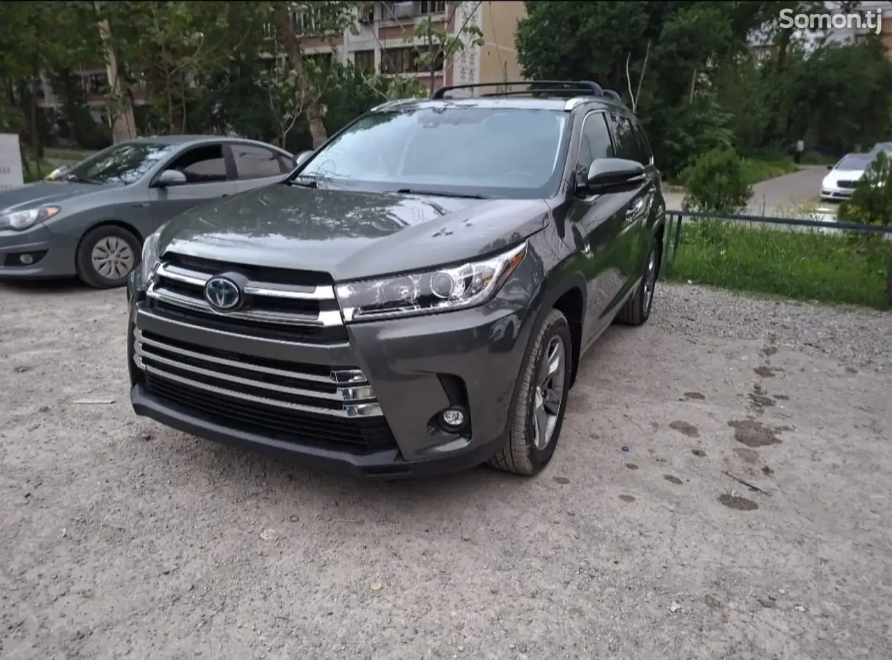 Toyota Highlander 2016 · 3.5 AT