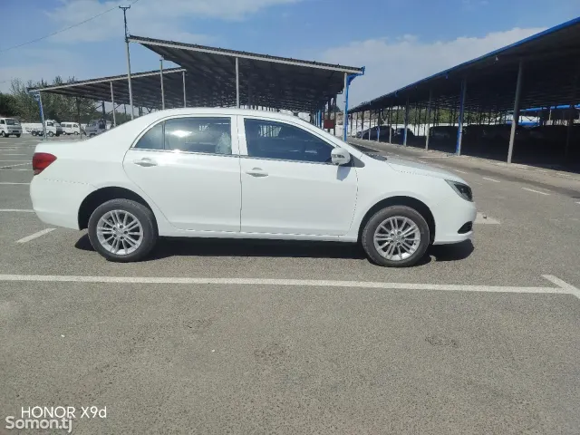 BYD E5 2020 · AT