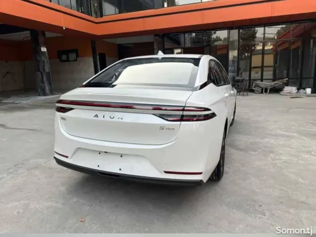 GAC Aion S Plus 2025 · AT