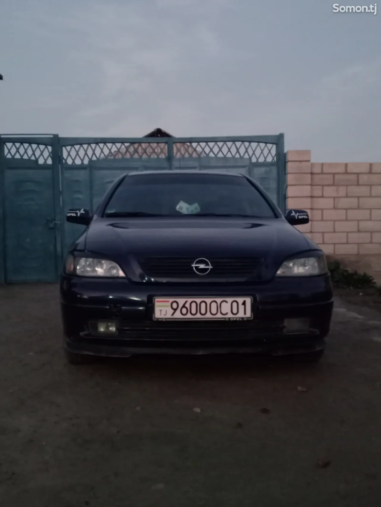 Opel Astra G 1999 · 1.6 MT