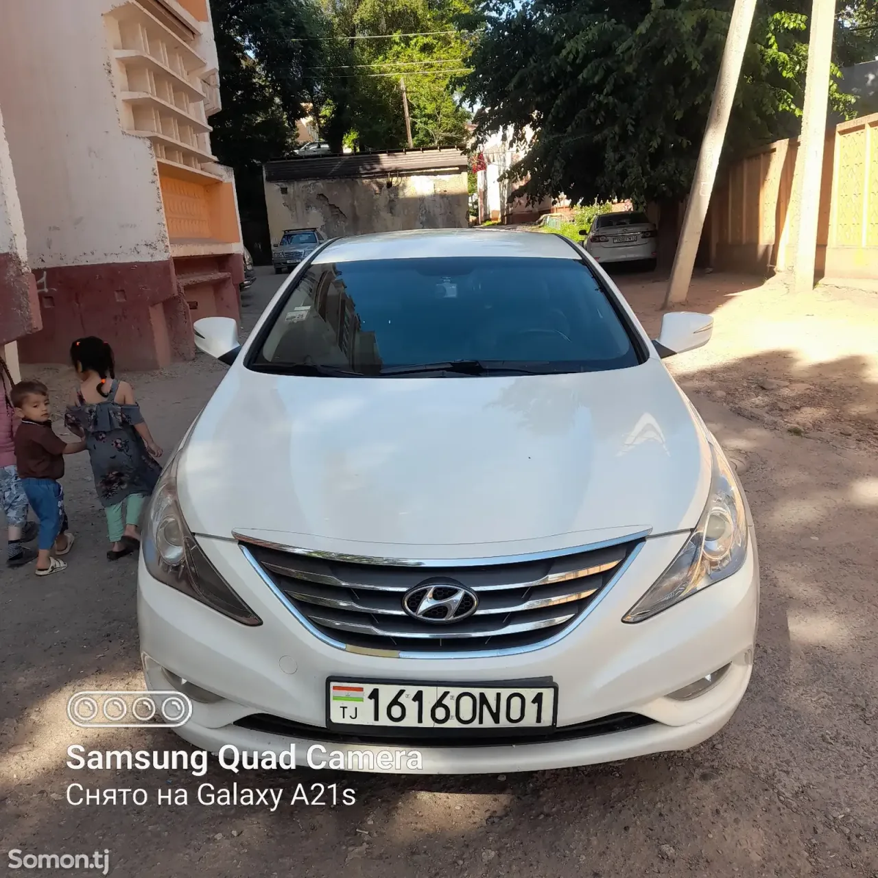 Hyundai Santamo 2012 · 2.0 AT