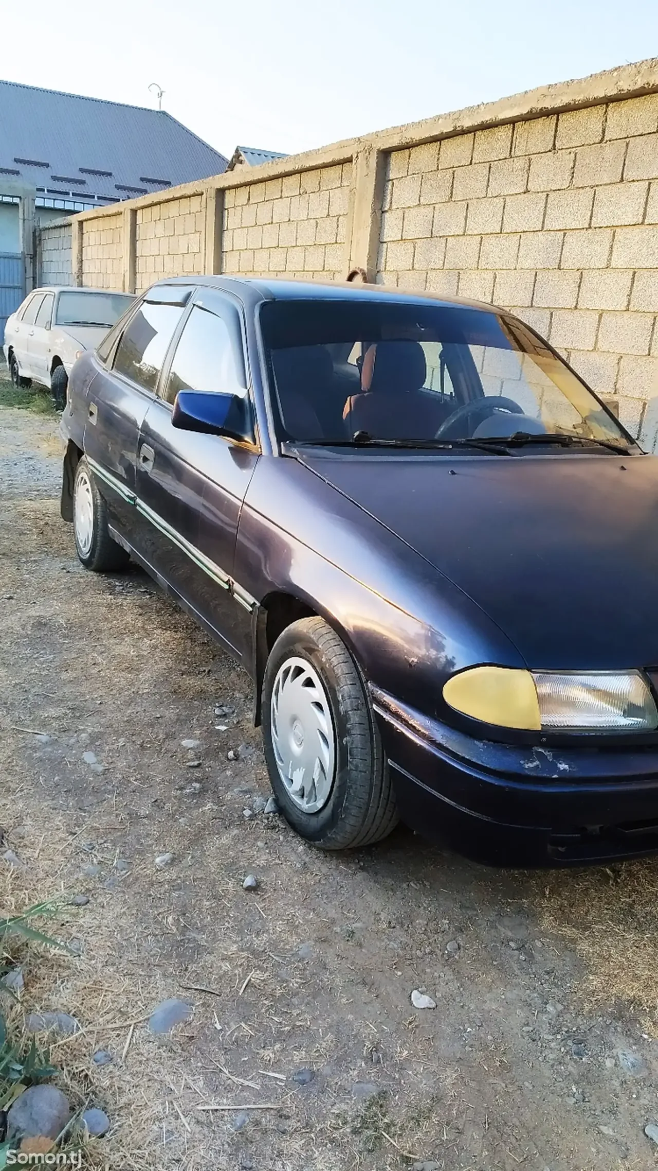 Opel Astra F 1992 · 1.8 MT