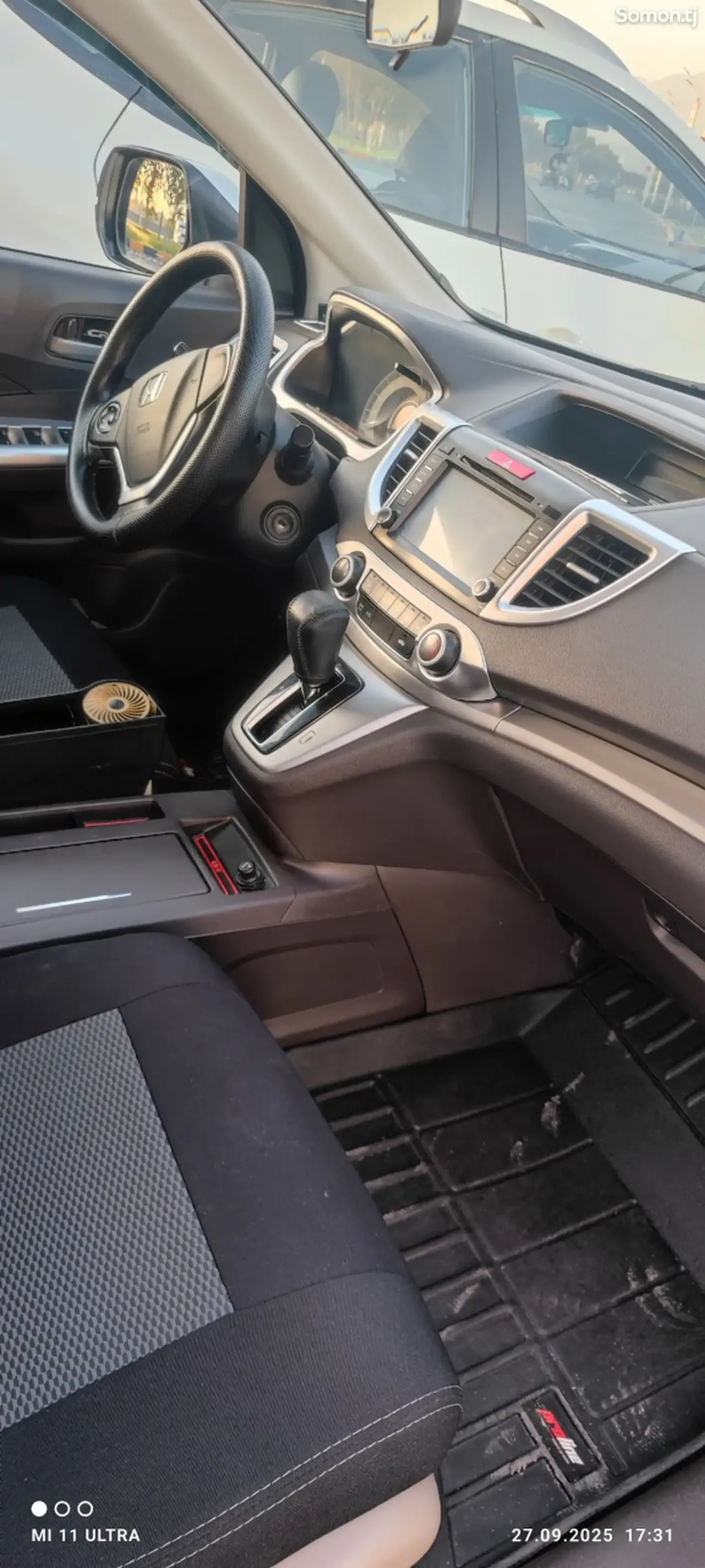 Honda CR-V 2012 · 2.4 AT