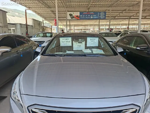 Hyundai Sonata 2015 · 2.0 AT