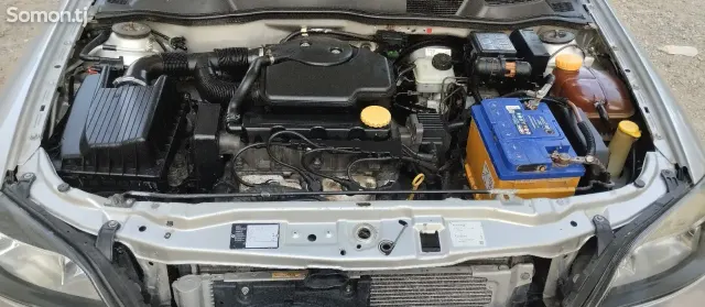 Opel Astra G 1998 · 1.6 MT