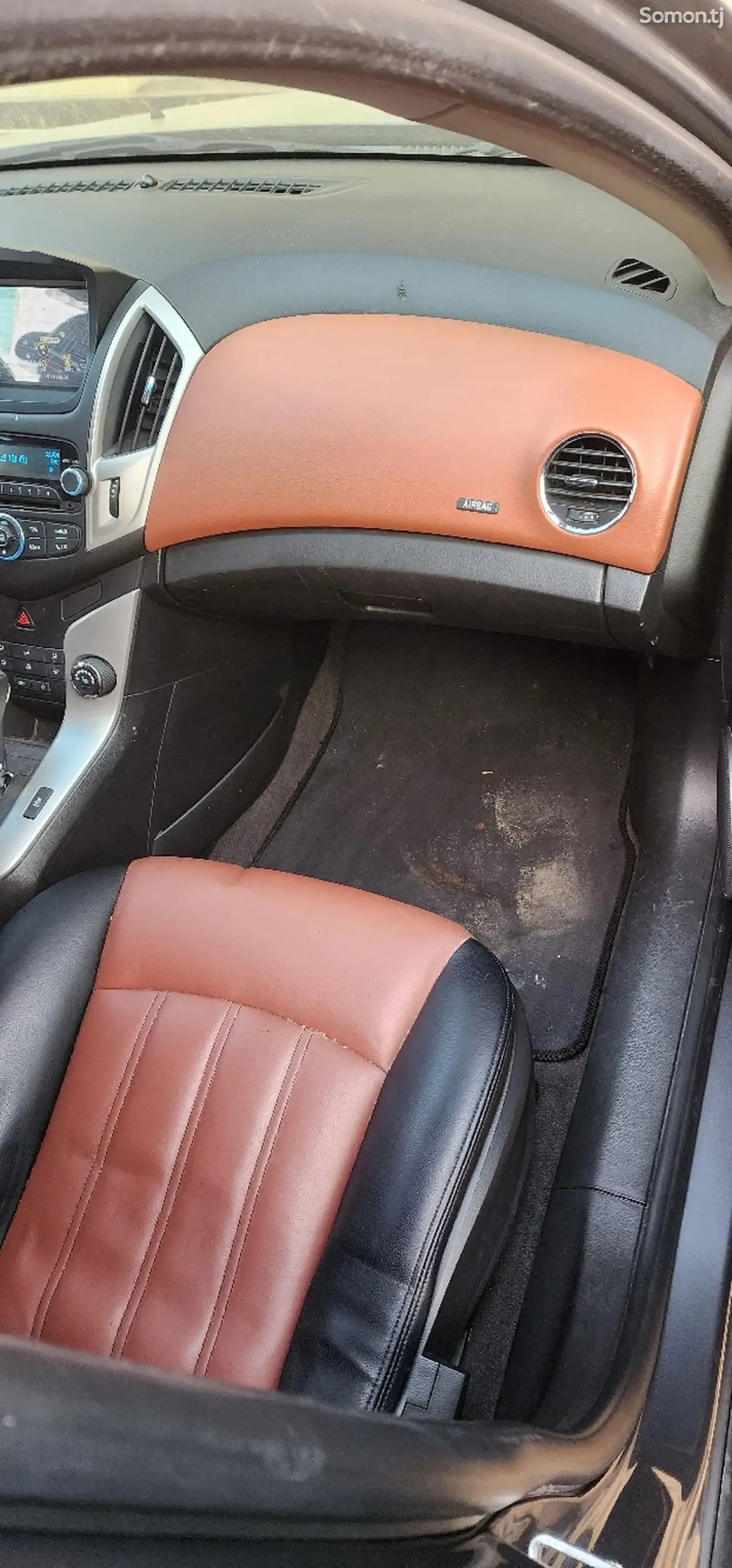 Chevrolet Cruze 2015 · 1.8 AT