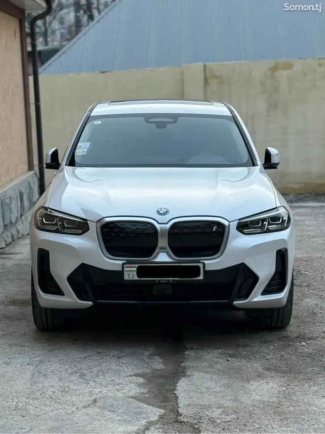 BMW X3 M 2025 · AT