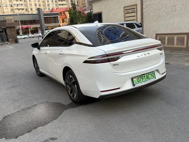GAC Aion S Plus 2026 · 3.3 AT