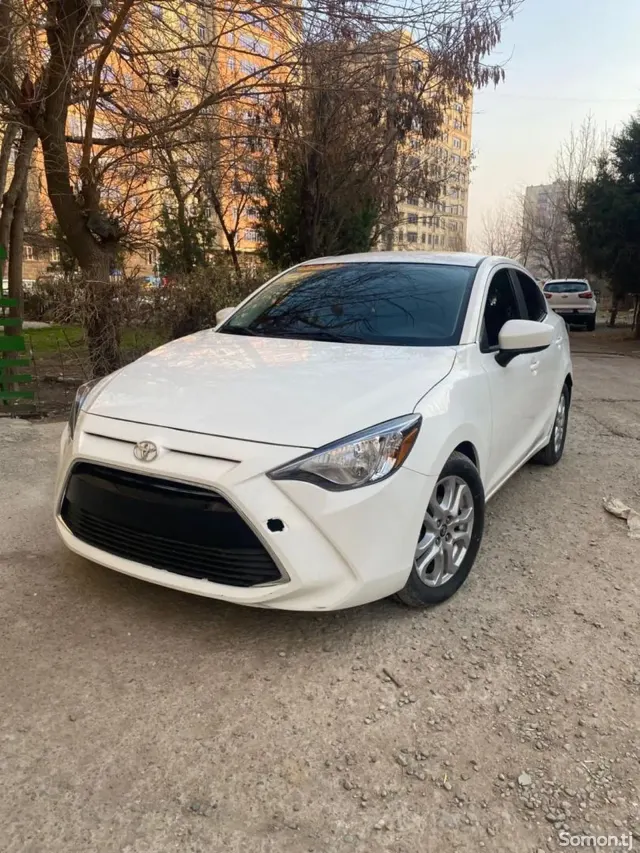 Toyota Yaris 2018 · 1.8 AT