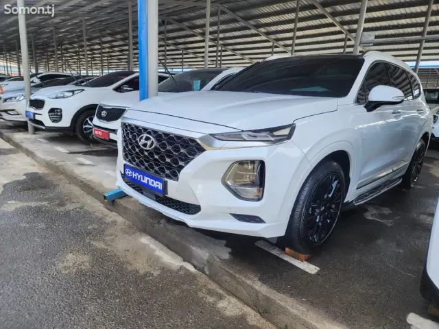Hyundai Santa Fe 2018 · 2.2 AT