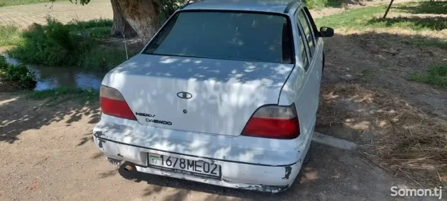 Daewoo Nexia 1996 · 1.5 MT