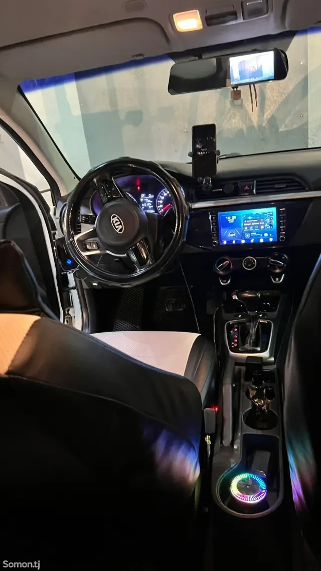 Kia Rio 2018 · 1.4 AT