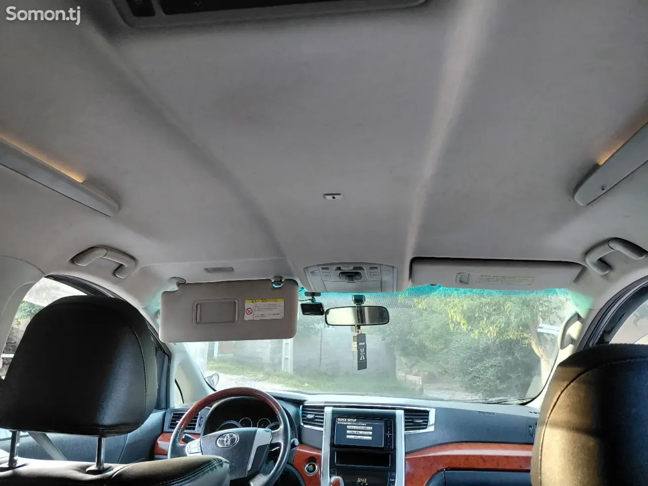 Toyota Vellfire 2014 · 2.4 AT