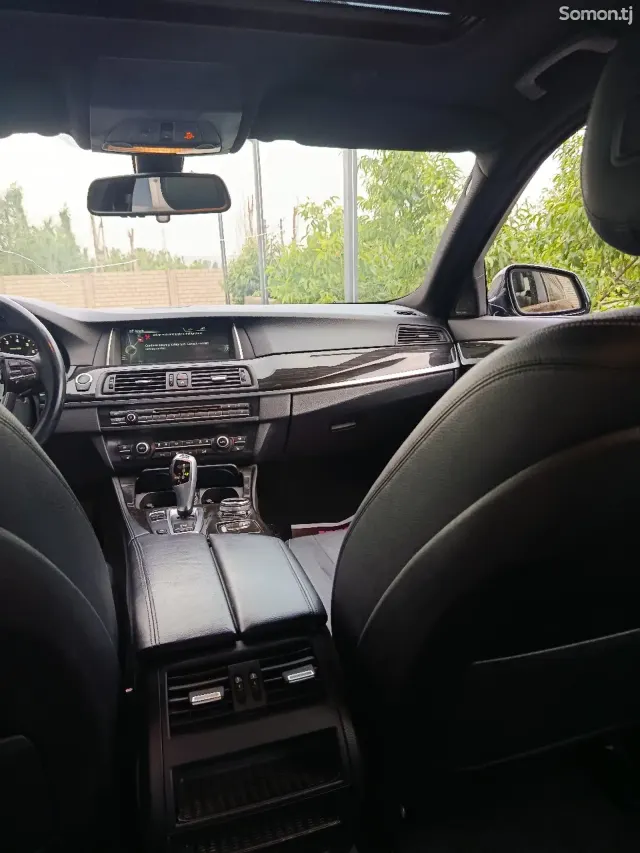 BMW 5 series 2014 · 2.0 AT
