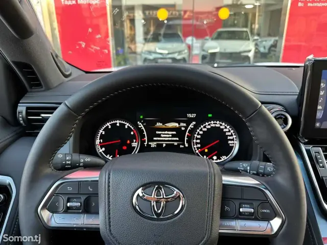Toyota Land Cruiser 2025 · 3.5 AT