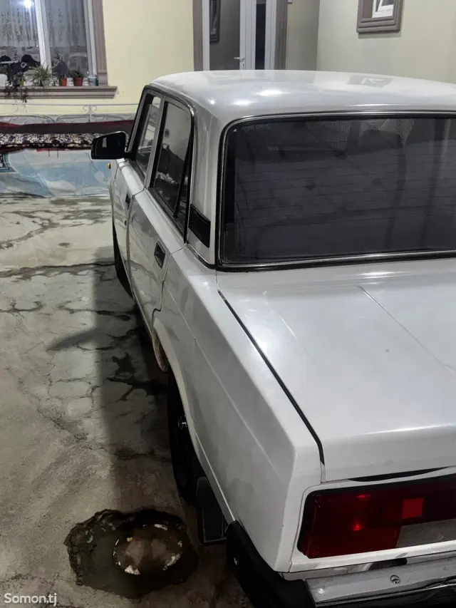 Lada (ВАЗ) 2107 2007 · 1.7 MT