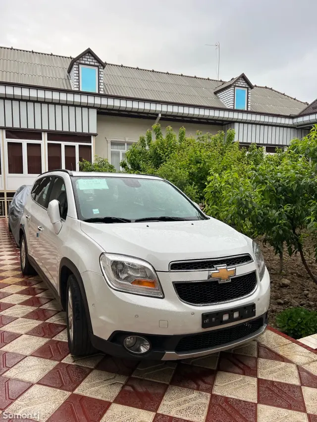 Chevrolet Orlando 2015 · 2.0 AT