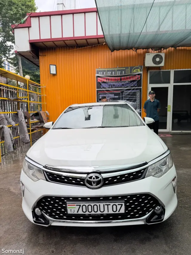 Toyota Camry 2013 · 3.5 AT