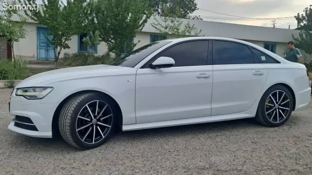 Audi A6 2016 · 3.0 AT