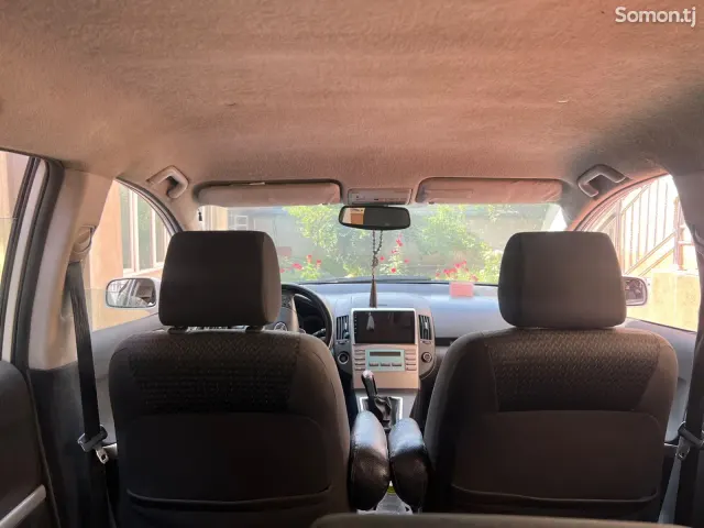 Toyota Verso 2007 · 2.2 MT