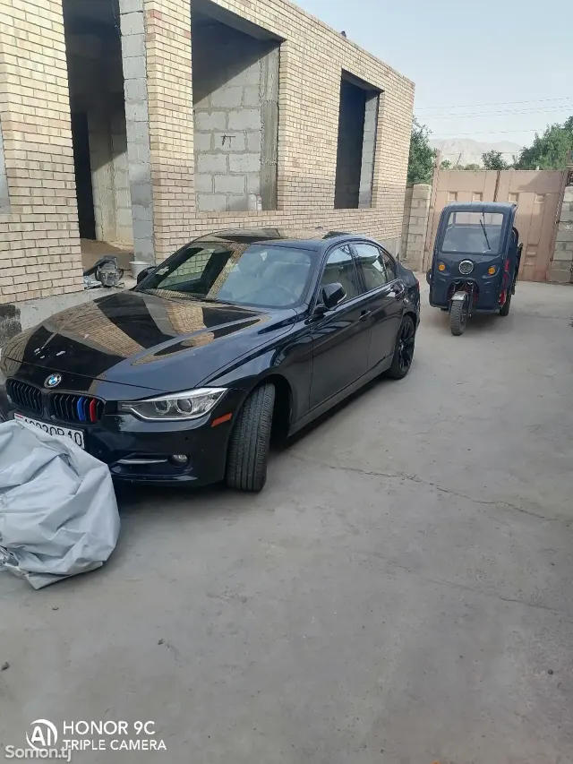 BMW 3 series 2015 · 2.2 AT