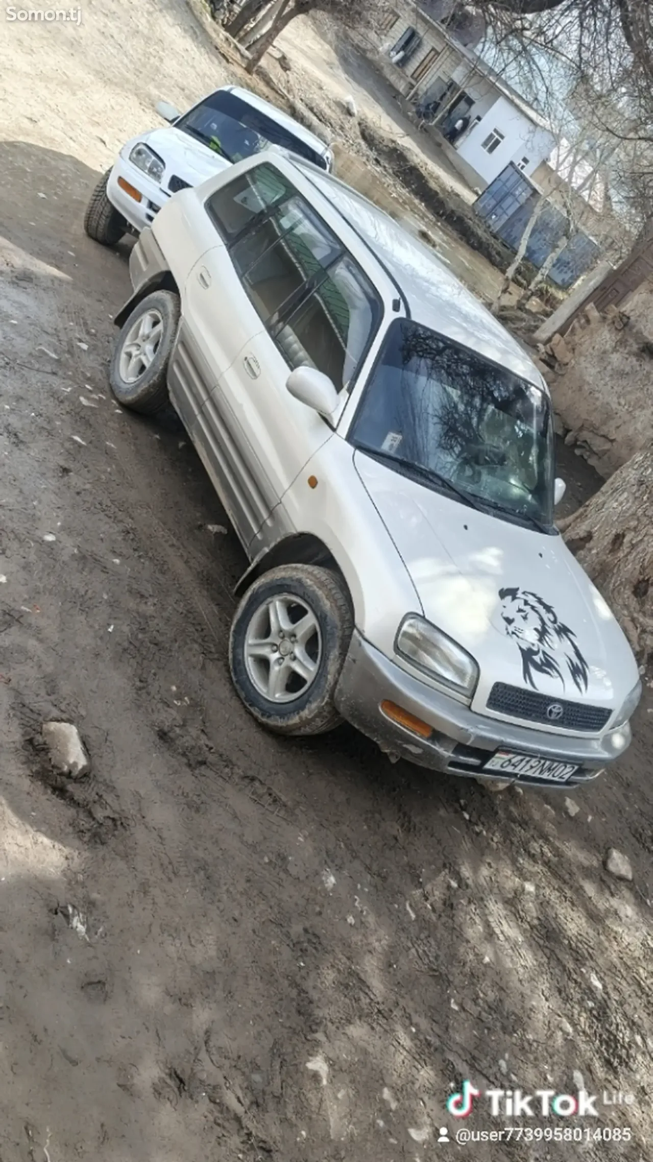 Toyota RAV 4 1998 · 2.0 AT