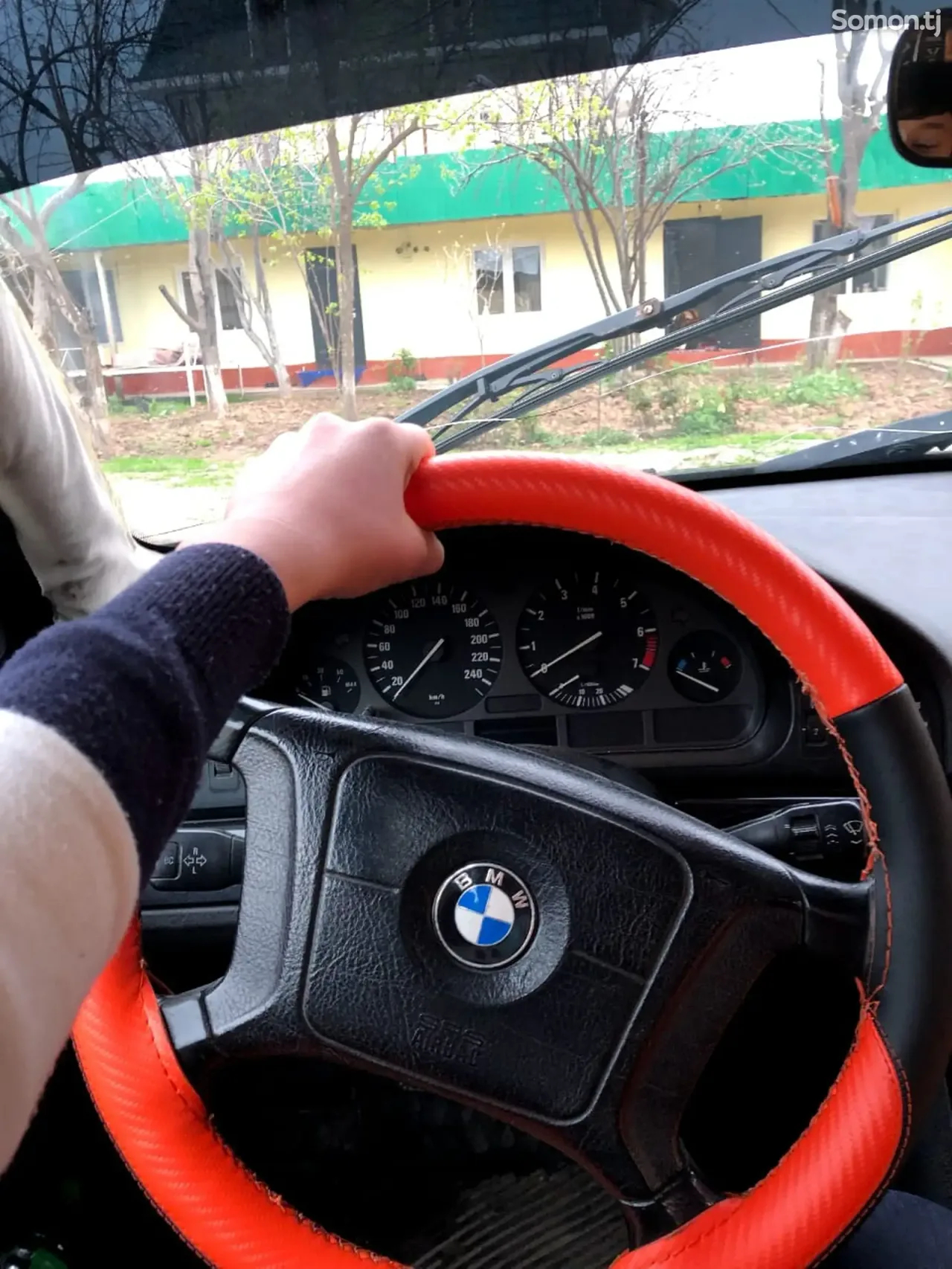 BMW 5 series 1997 · 2.5 MT