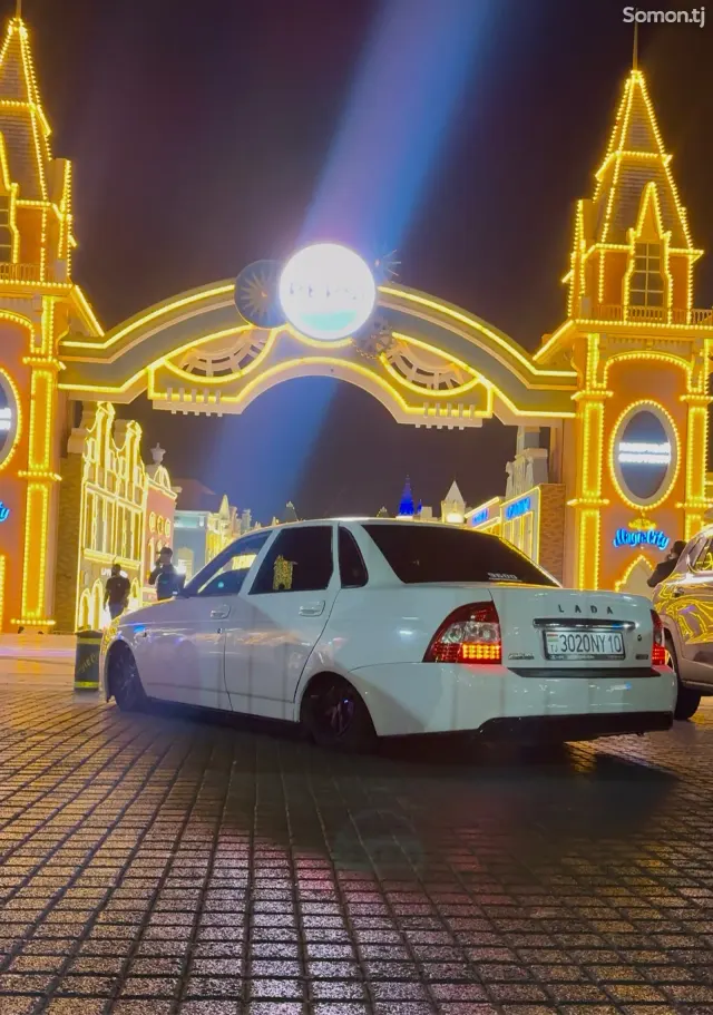 Lada (ВАЗ) Priora 2014 · 1.6 MT