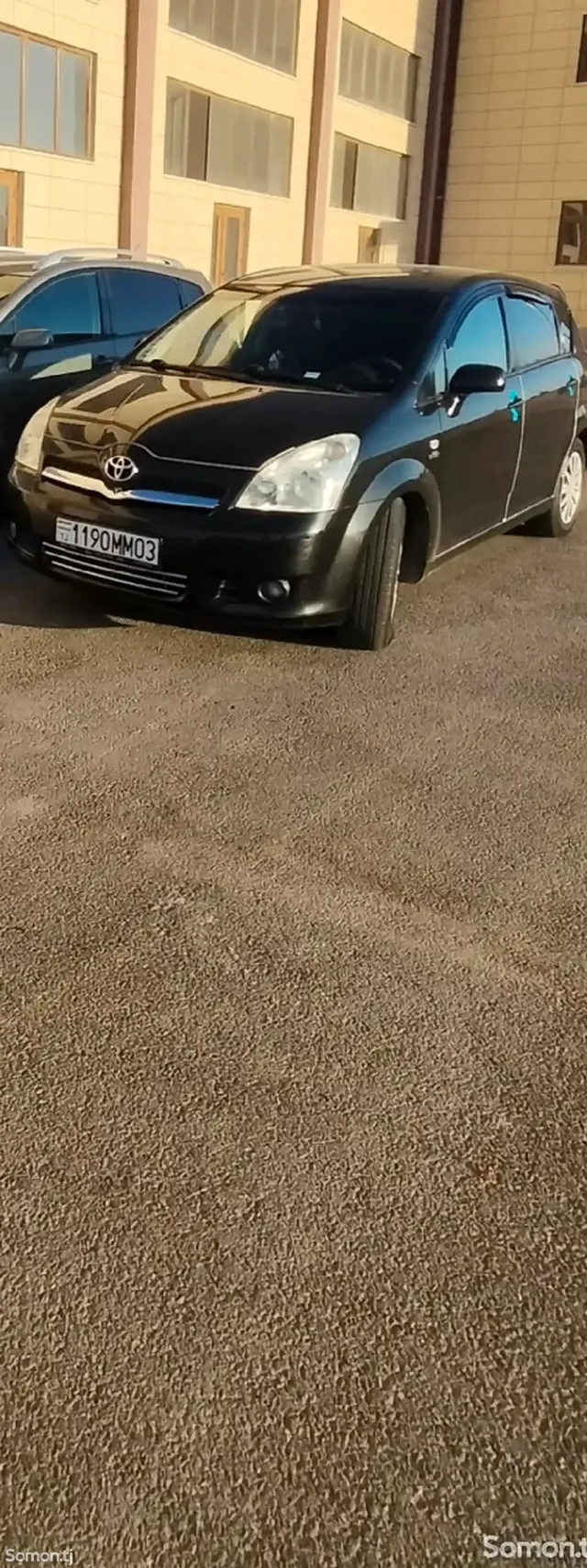 Toyota Verso 2006 · 2.2 MT