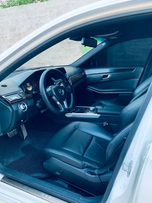 Mercedes-Benz E class 2012 · 2.0 AT