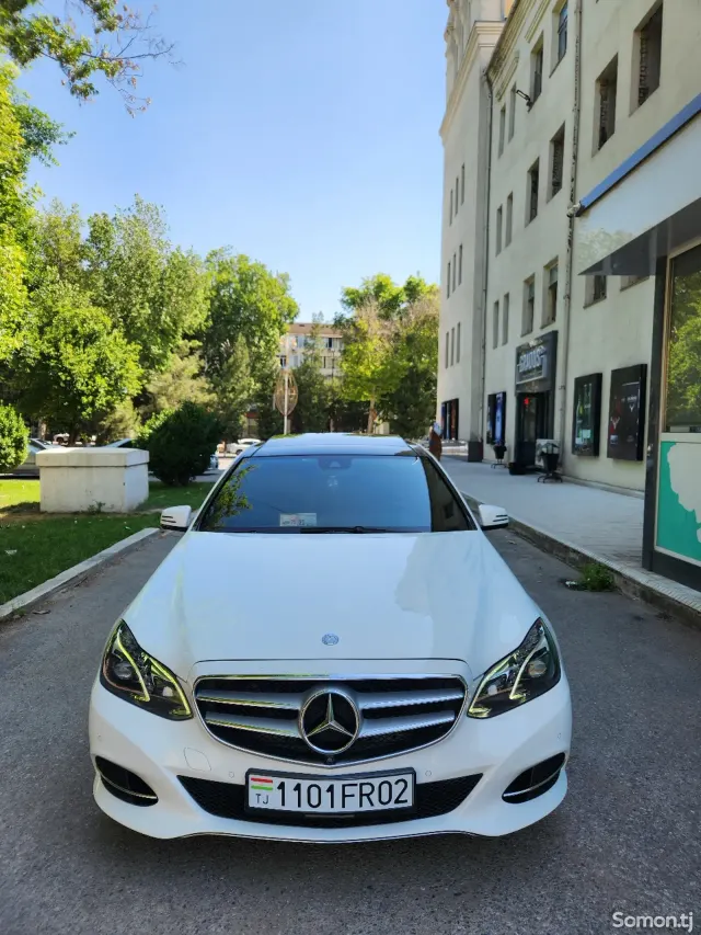 Mercedes-Benz E class 2014 · 2.5 AT