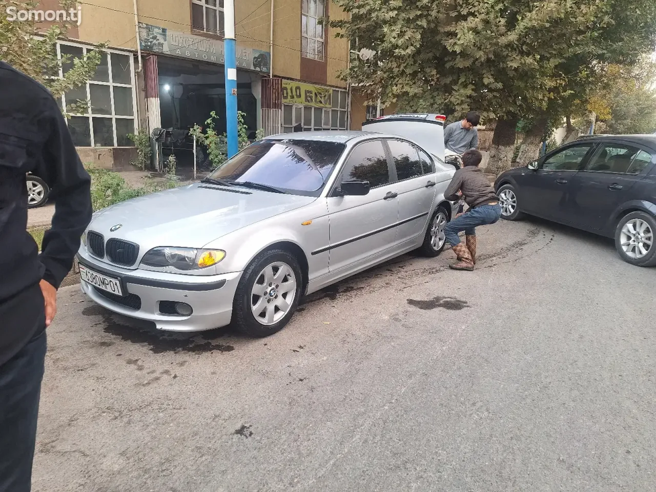 BMW 3 series 2003 · 2.0 AT