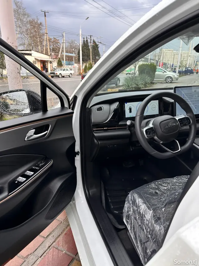 GAC Aion S Plus 2026 · AT